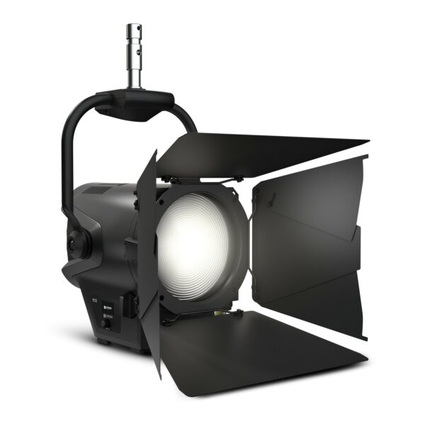 Cameo F2 D PO - Foco teatro Fresnel LED, 240W. 5.400 K. (Luz diurna) ,Proyector con Dispersión Ángulo de campo: 28 °- 60 °, Flujo luminoso 15.000 lm.
