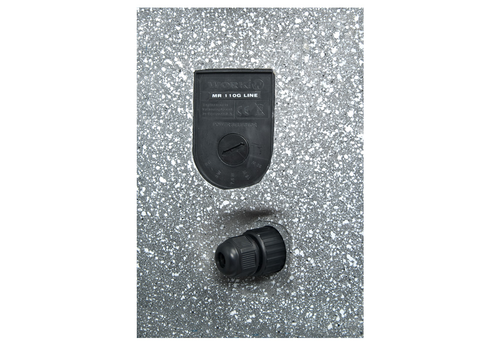 WORK- MR 110 G LINE - Altavoz Imitación piedra. para exterior. Color gris. Woofer 8'' + TWT. 100V/8 ohm 30W. IP65 - Imagen 4