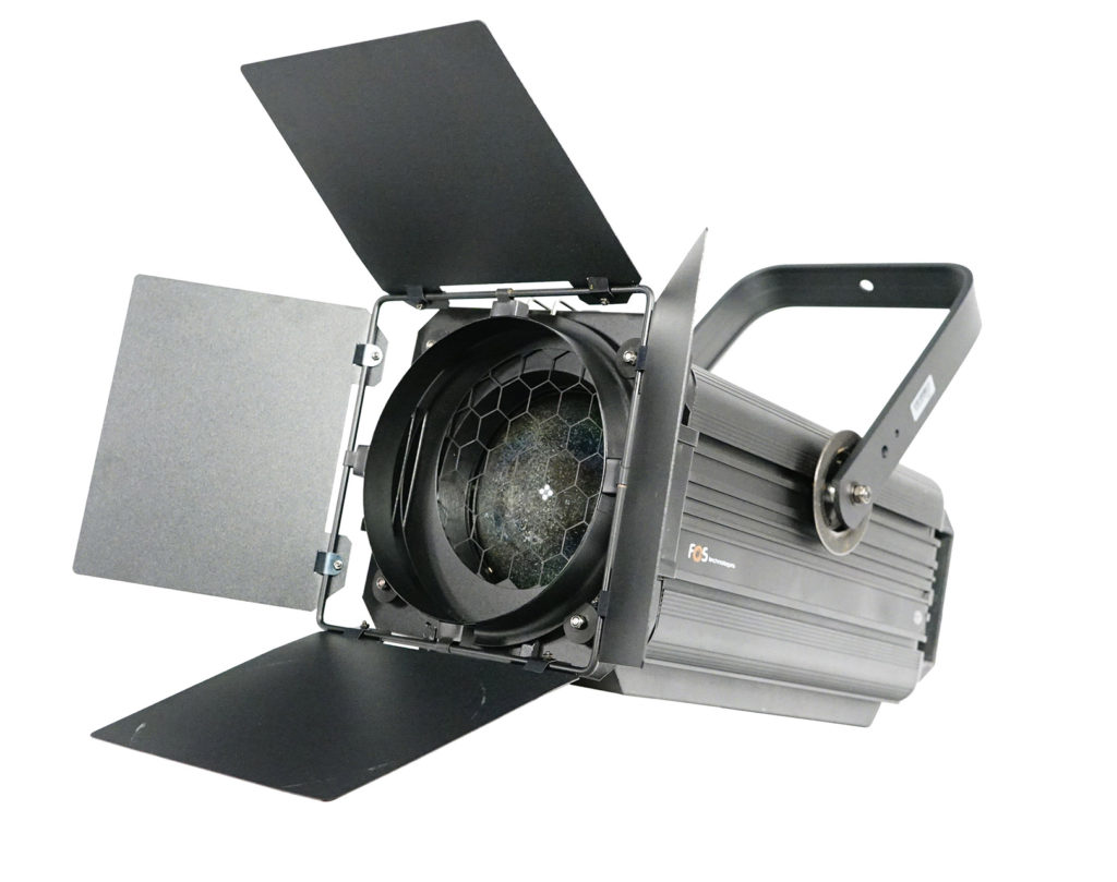 FOS PC LED 200W - Profesional LED COB de 200 vatios blanco cálido 3200K PC, zoom ajustable 10-55 grados, 12500 LM, modo de control DMX 512, entrada / salida de energía.