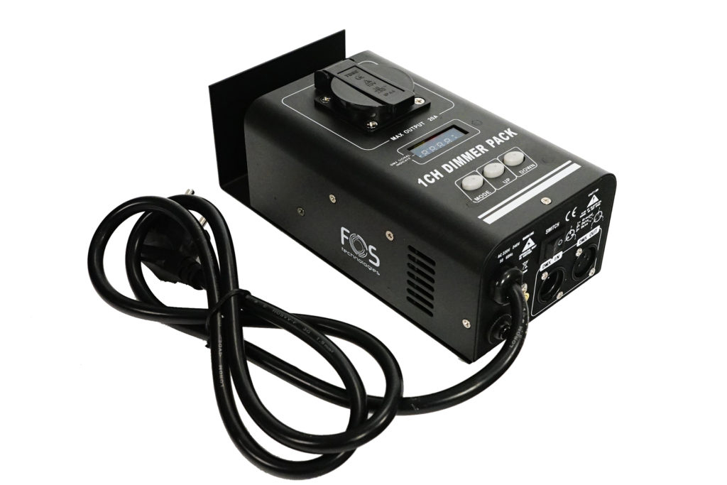 FOS 1CH DIMMER DMX - Atenuador DMX de 1 canal, salida de canal 10A, pantalla LCD Toma XLR macho de 3 pines para entrada DMX. Hay dos curvas de control disponibles: INTERRUPTOR, LINER, atenuación de 0-100%.