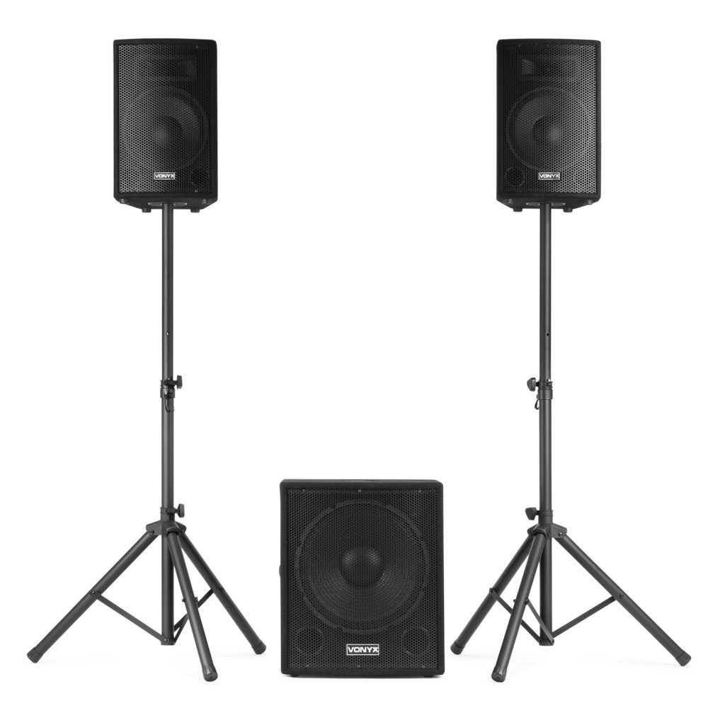 Vonyx -  VX1015BT 2.1 CONJUNTO ALTAVOCES ACTIVOS 15” - Conjunto activo 2.1 15″ Subwoofer y dos satelites 10″ Reproductor Multimedia con MP3 Receptor BT para audio streaming Control de graves y agudos Ecualizador de doble banda para los satélites Línea in-/out