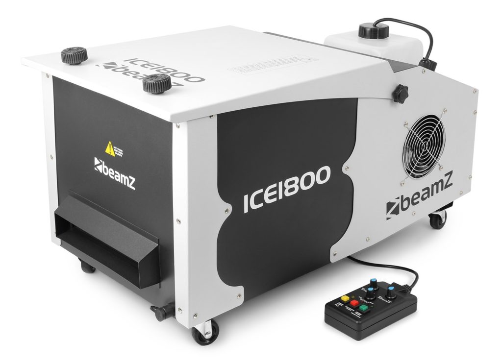 BeamZ- ICE1800 - MAQUINA DE HUMO BAJO CONTROL DMX, utiliza hielo para enfriar el humo y mantenerlo a ras de suelo. Imprescindible en eventos teatrales, Funciona con líquido de humo estándar y cubitos de hielo